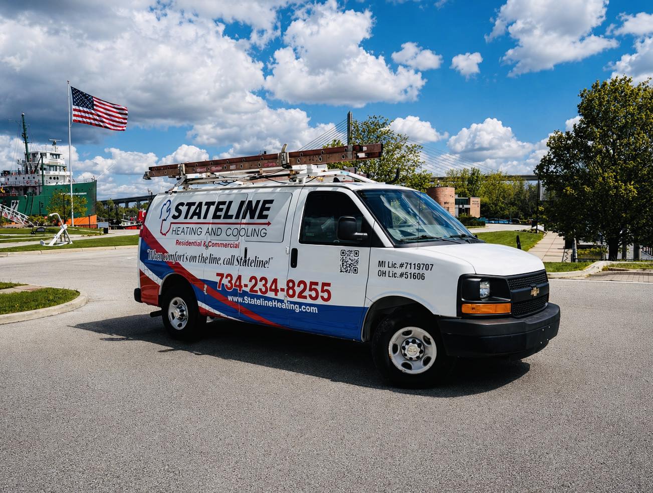 Stateline van in front of Toledo Skyline